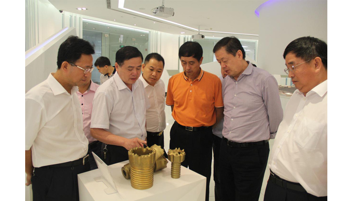 1596513493169154.jpg 6e1f52a9-d89f-4493-ae95-158f8f465273.jpg