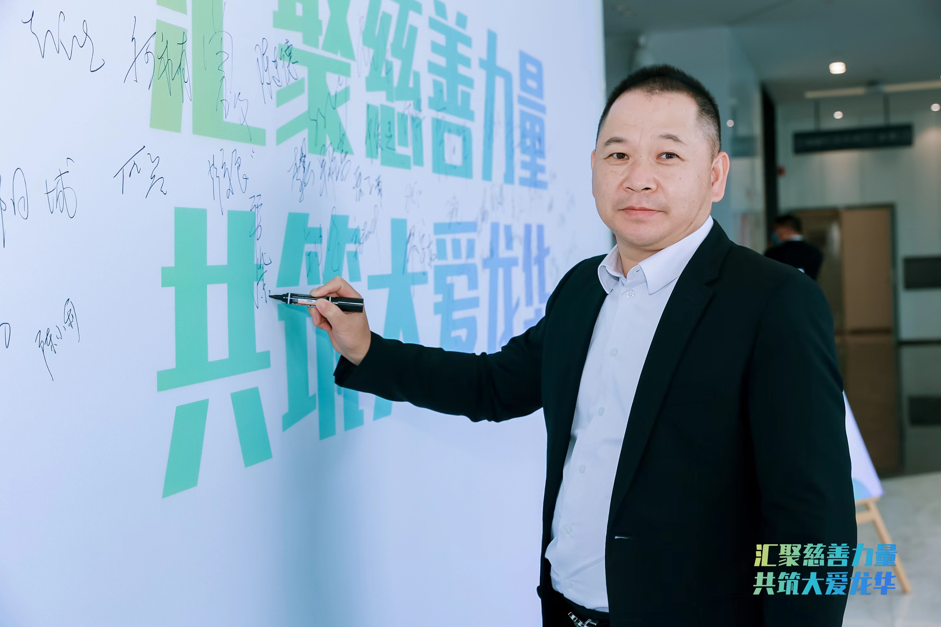 1678418284142665.jpg 1678418284142665.jpg